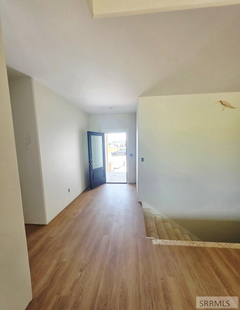 661 Glacier Ave Property Photo 21
