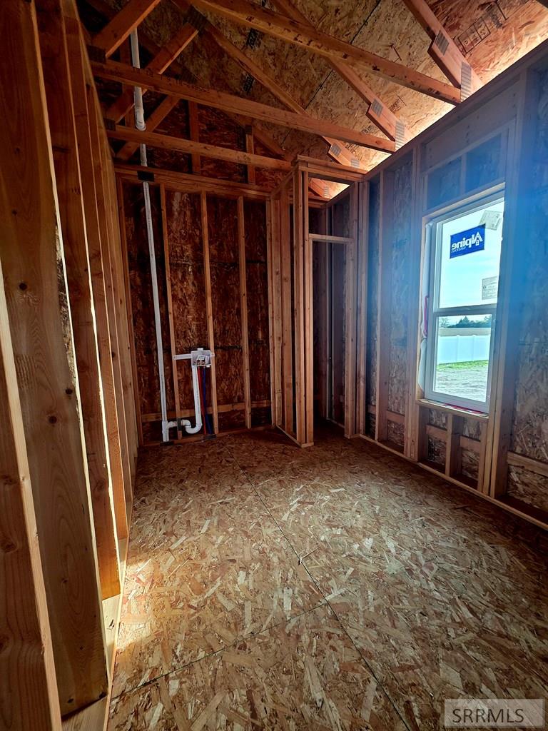 661 Glacier Ave Property Photo 28