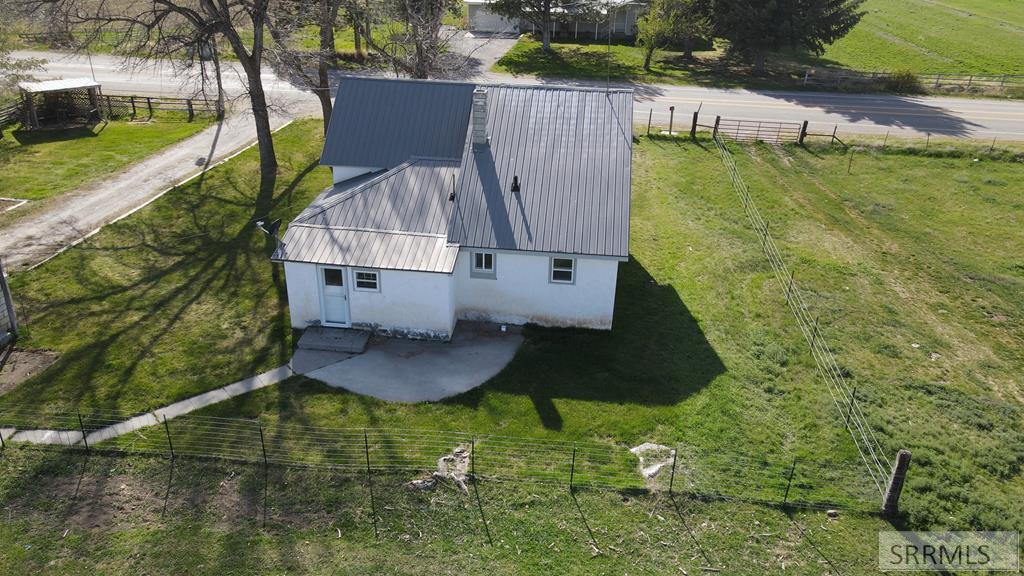 6850 S 2000 W Property Photo 2