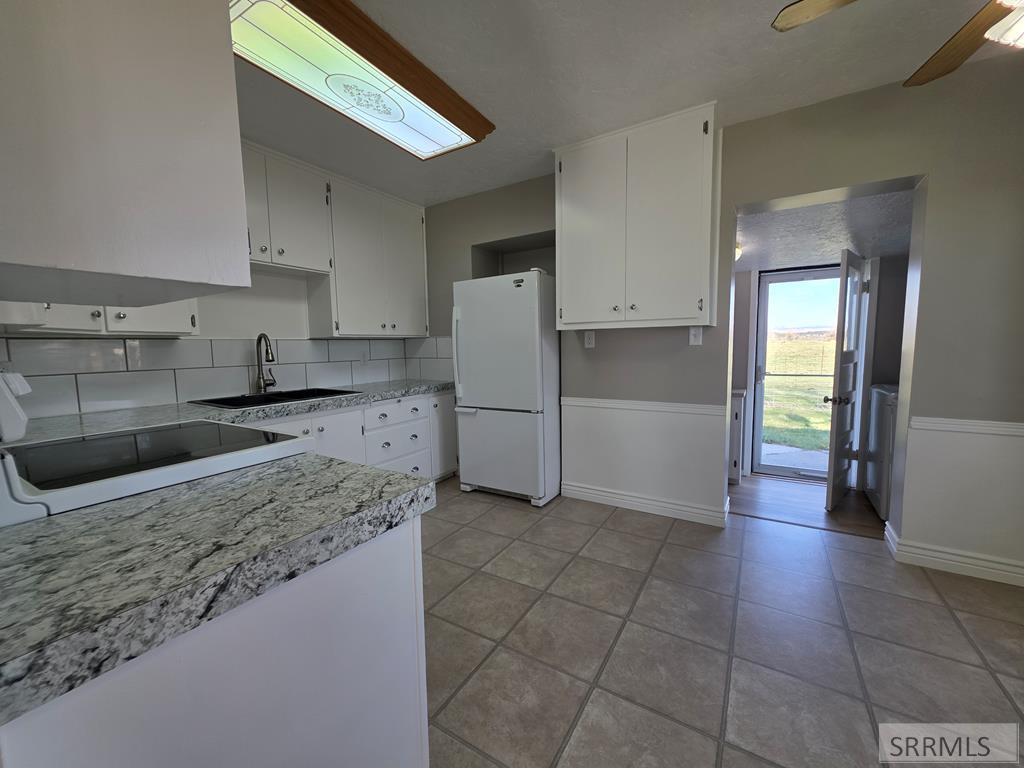 6850 S 2000 W Property Photo 21