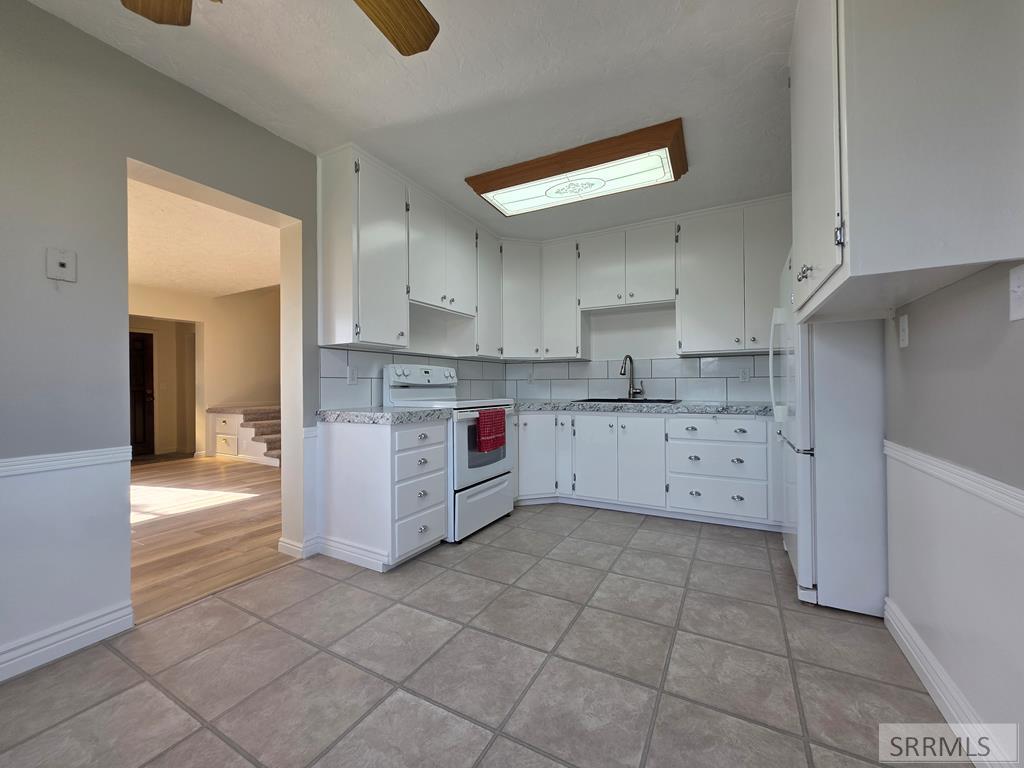 6850 S 2000 W Property Photo 22