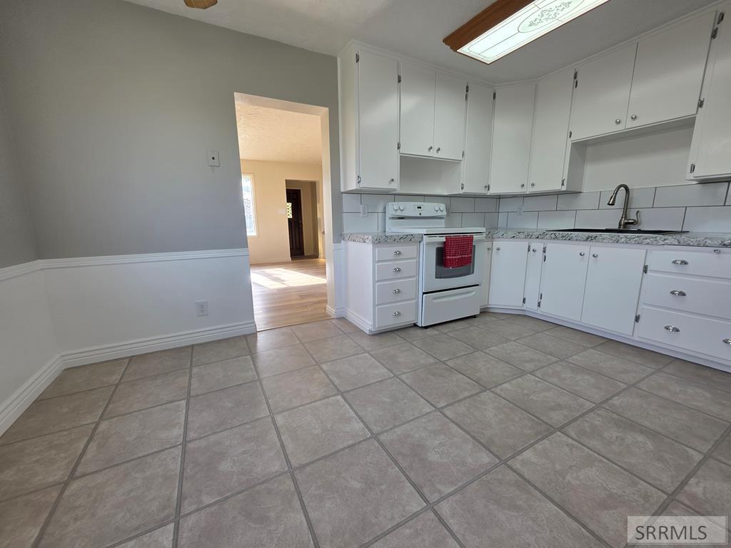 6850 S 2000 W Property Photo 29