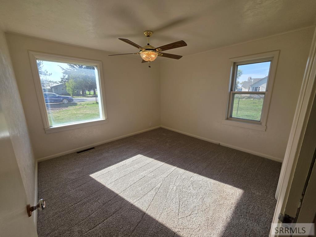 6850 S 2000 W Property Photo 37