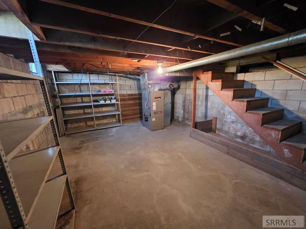 6850 S 2000 W Property Photo 55