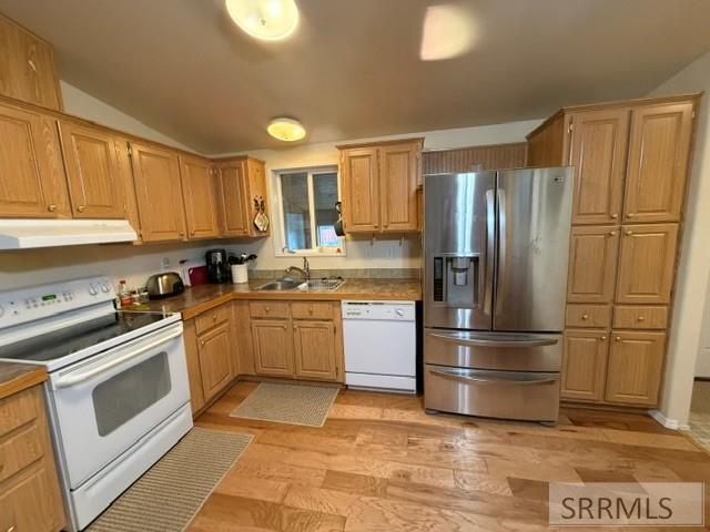 805 E Lemhi Avenue Property Photo 5