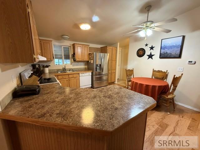 805 E Lemhi Avenue Property Photo 6
