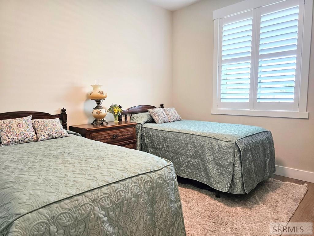 665 Hollow Drive Property Photo 12