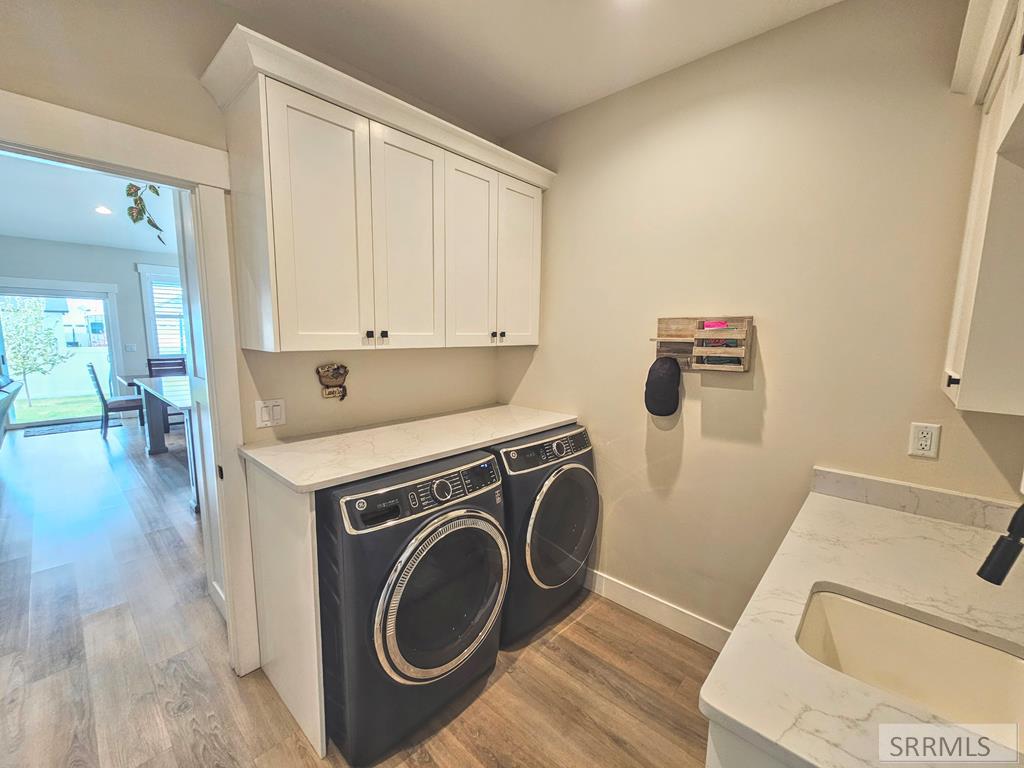 665 Hollow Drive Property Photo 30