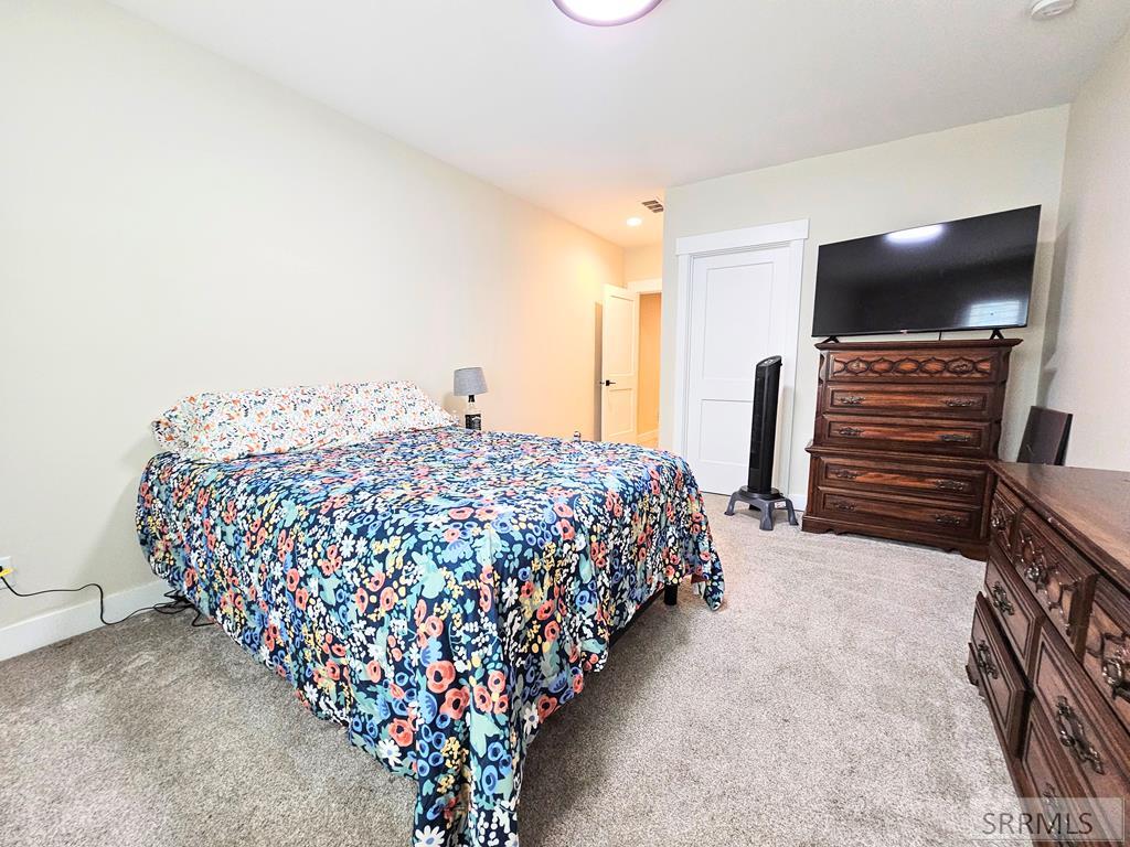 665 Hollow Drive Property Photo 35