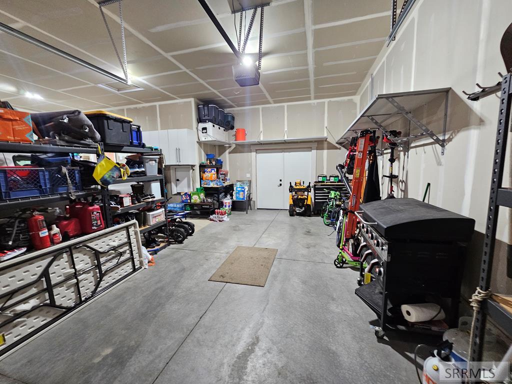 665 Hollow Drive Property Photo 37