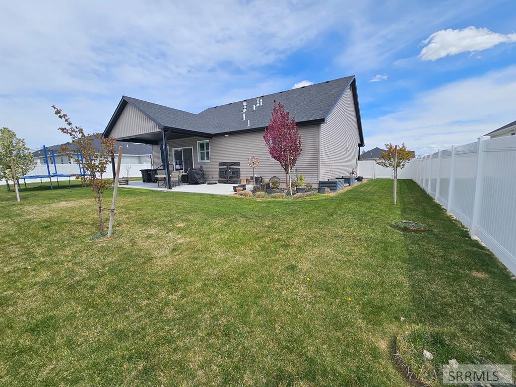 665 Hollow Drive Property Photo 40