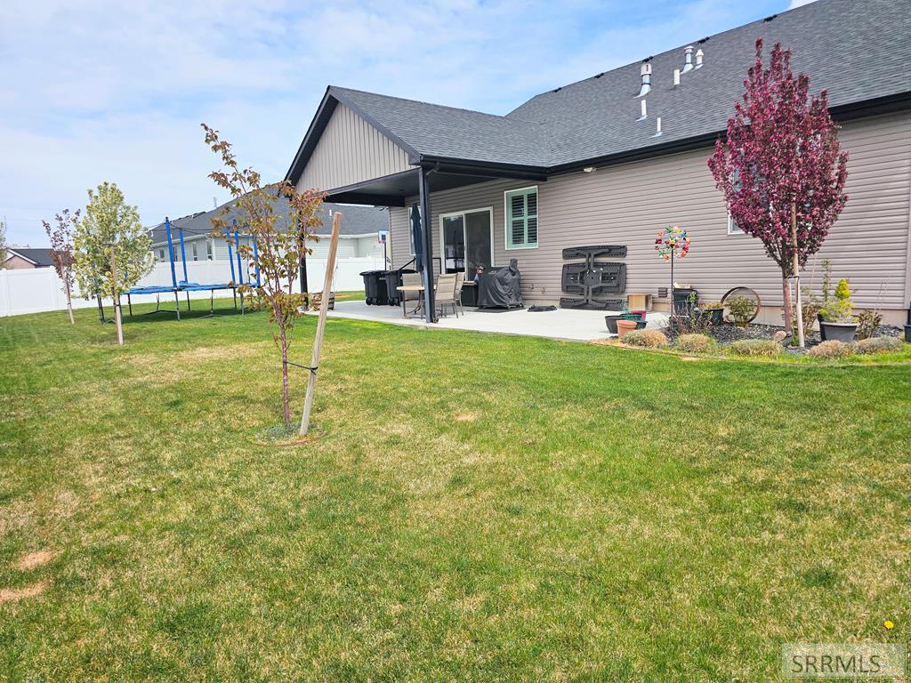 665 Hollow Drive Property Photo 41