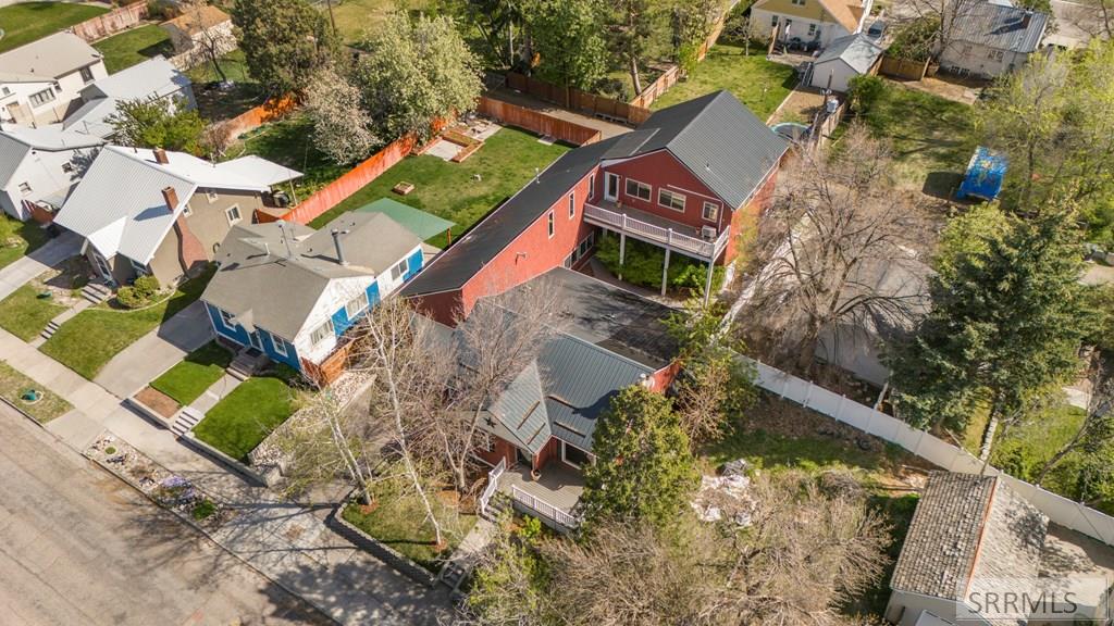 528 10th Street Property Photo 2