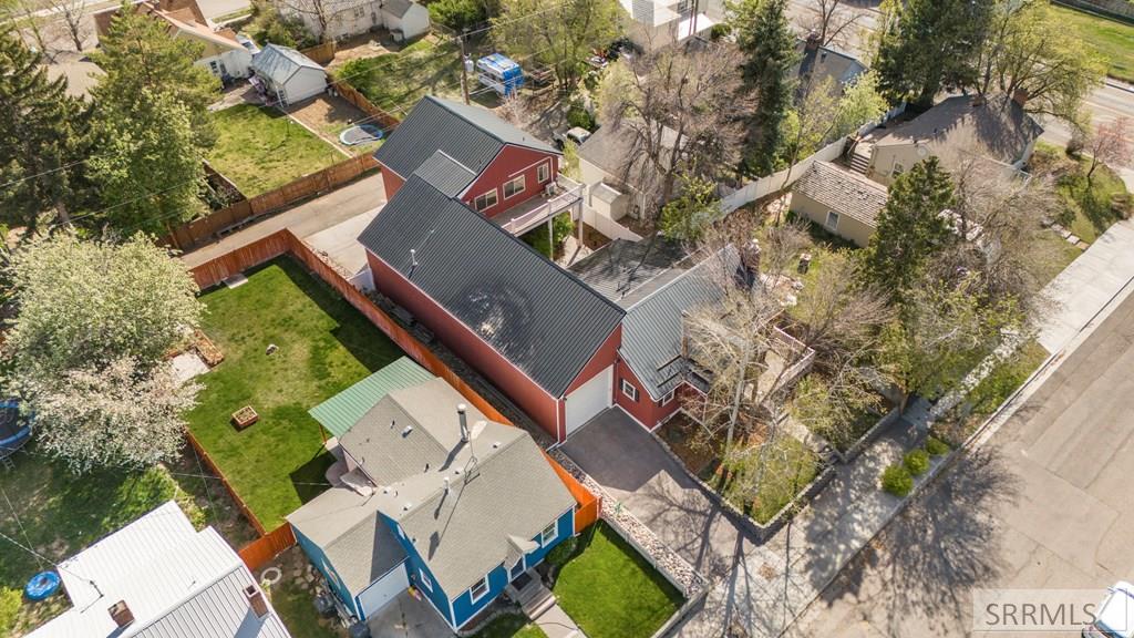 528 10th Street Property Photo 3
