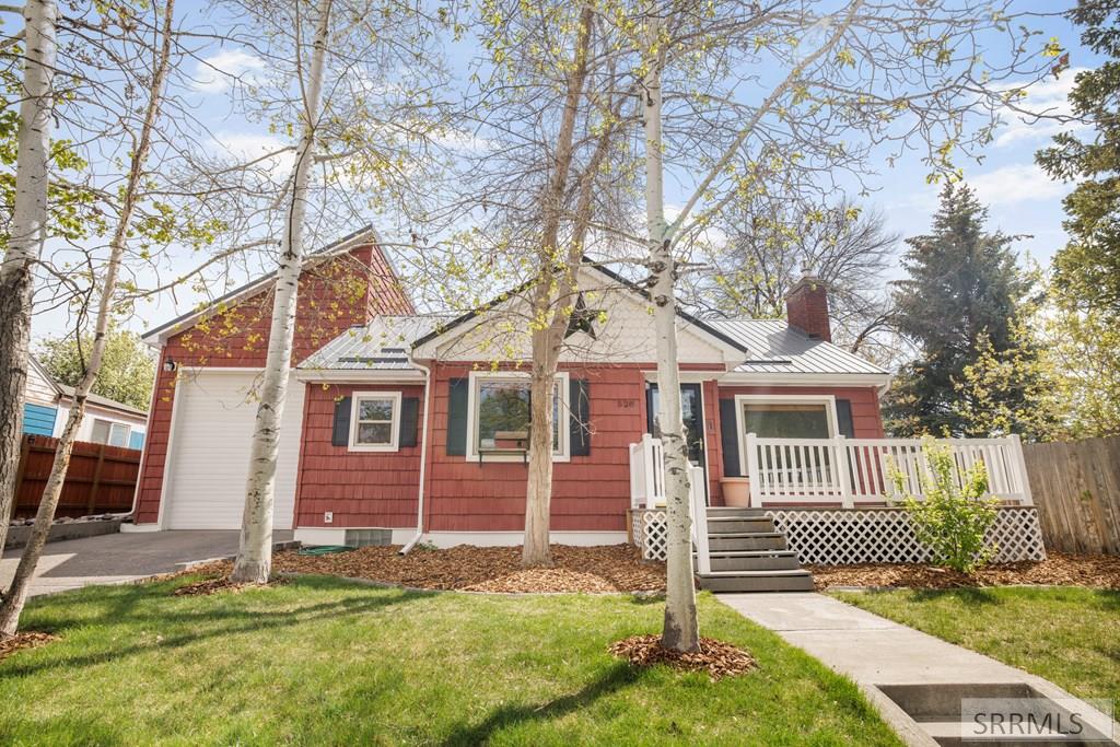 528 10th Street Property Photo 6