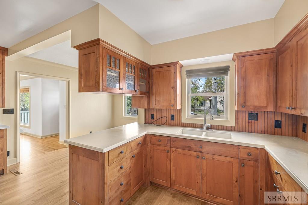 528 10th Street Property Photo 16