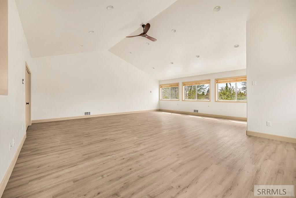 528 10th Street Property Photo 35