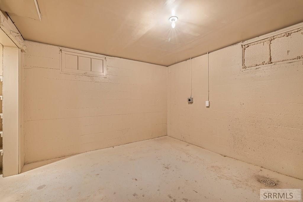 528 10th Street Property Photo 46