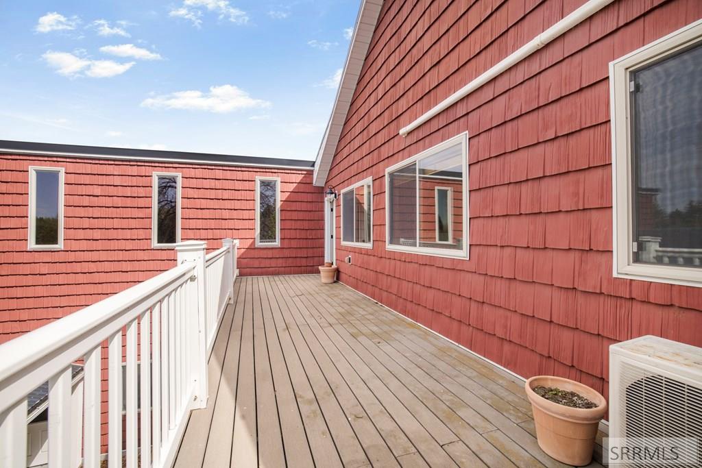 528 10th Street Property Photo 51