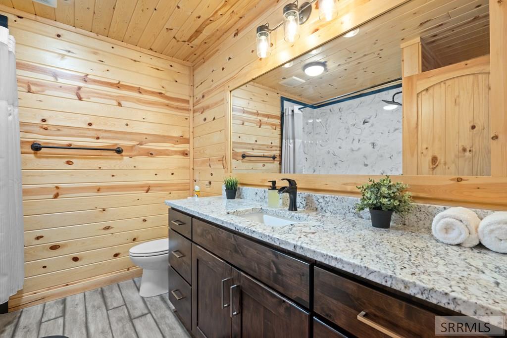 4060 Steelhead Drive Property Photo 6