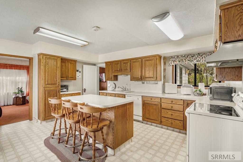 2185784 Property Photo 7