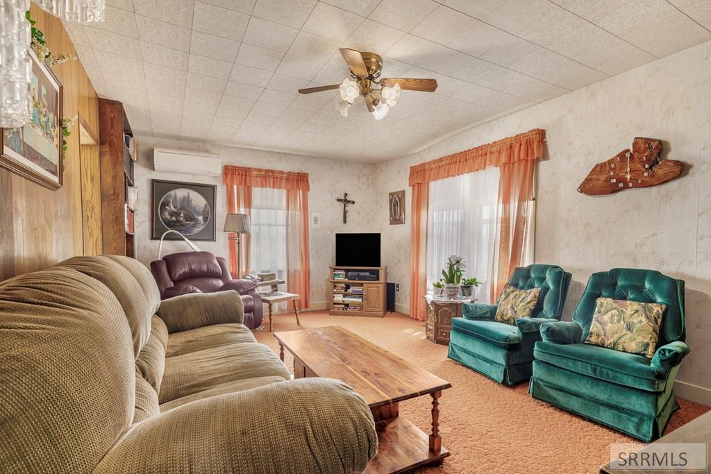 2185784 Property Photo 12