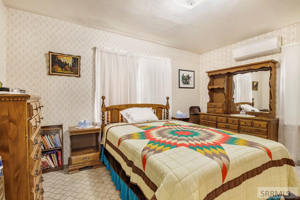 2185784 Property Photo 13
