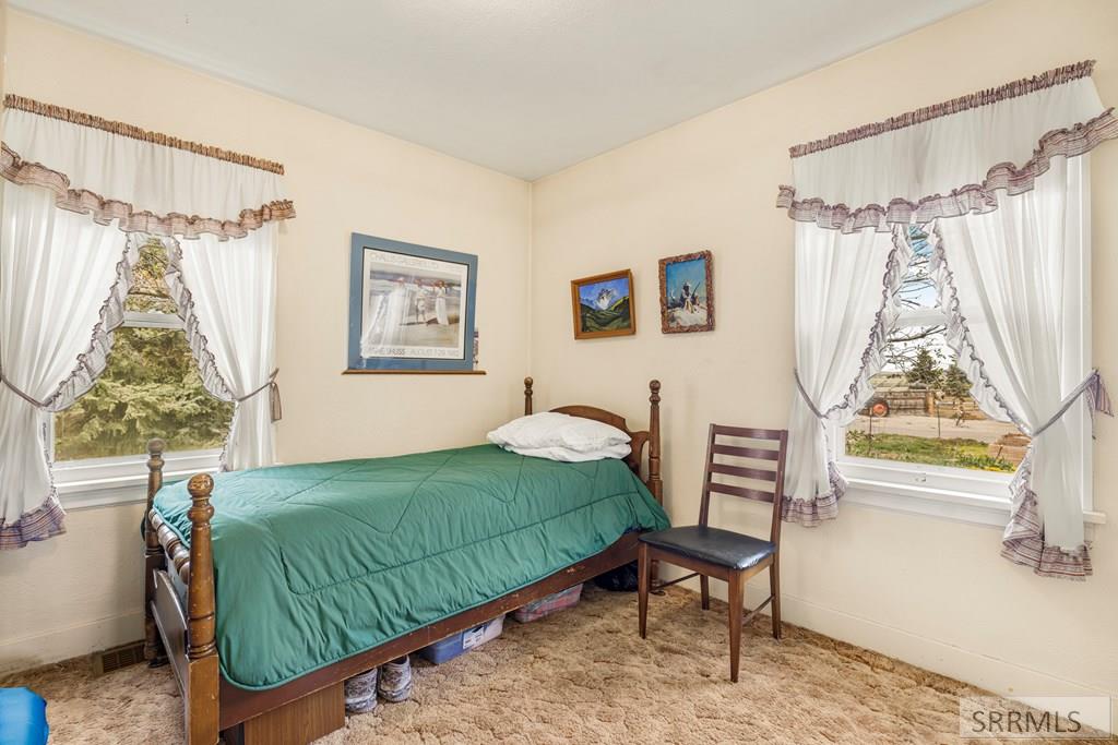 2185784 Property Photo 15