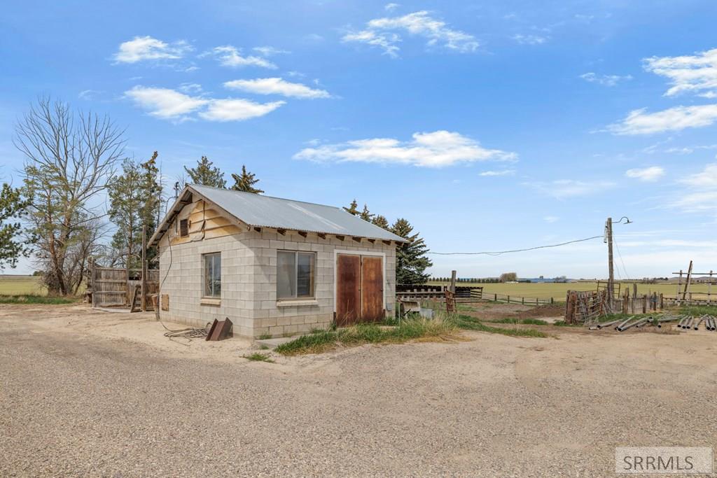 2185784 Property Photo 30