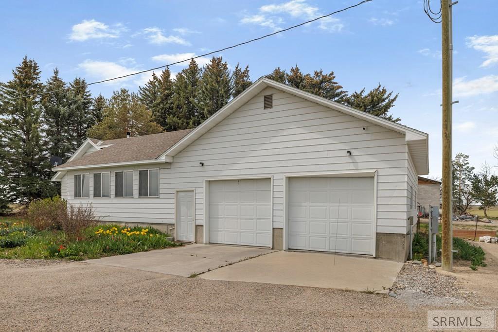 2185784 Property Photo 45