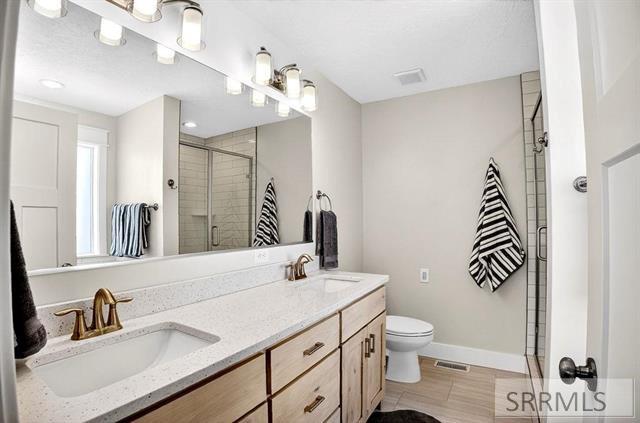 1205 Angela St Property Photo 17