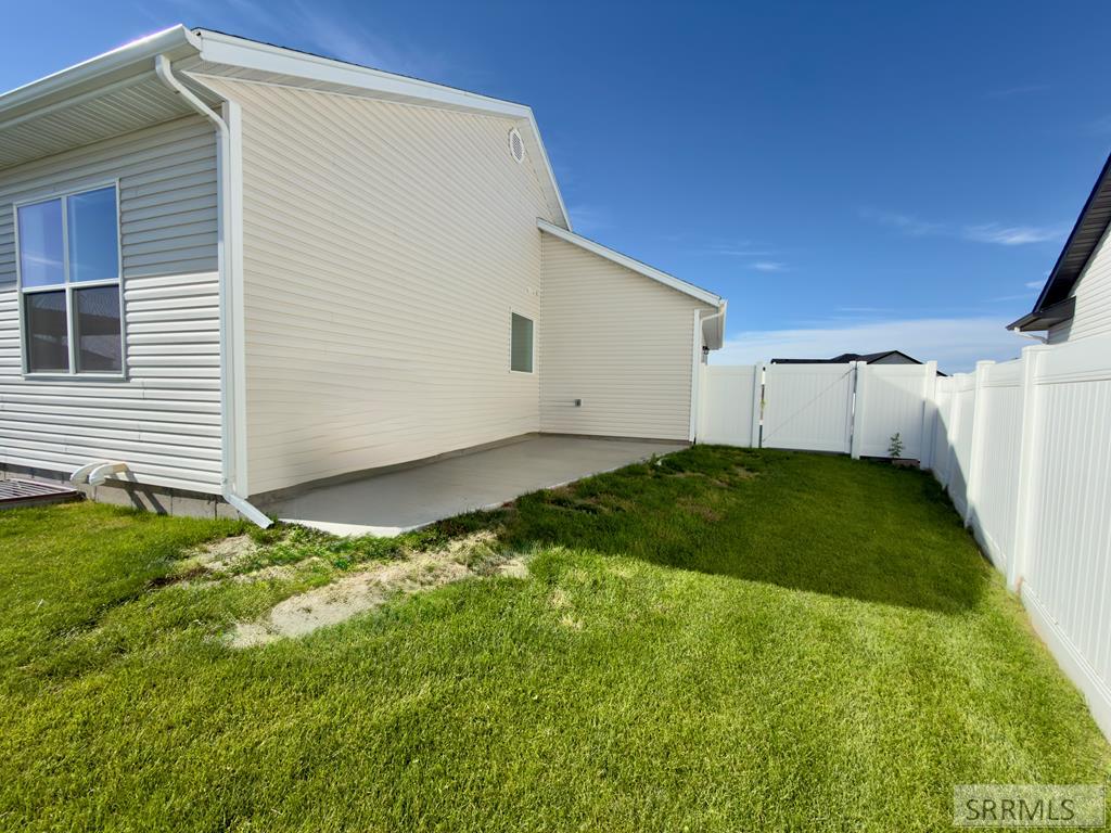 1205 Angela St Property Photo 45