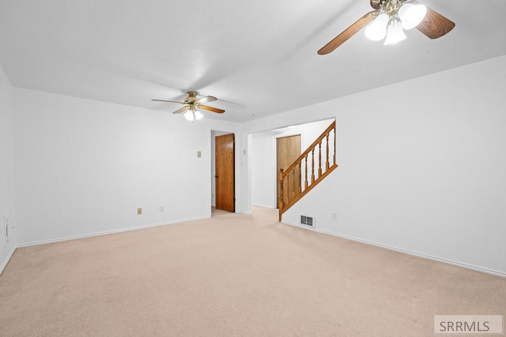 972 Bluebird Place Property Photo 31