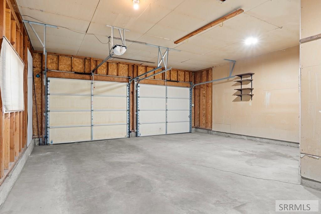 972 Bluebird Place Property Photo 38