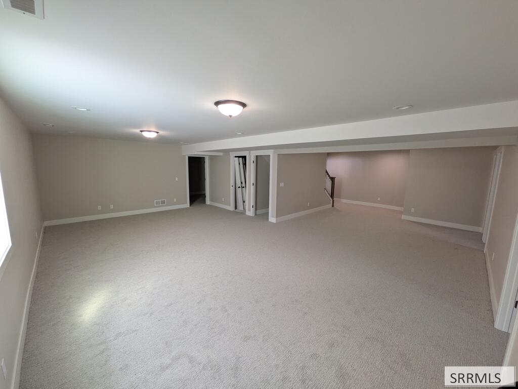 681 Glacier Ave Property Photo 17