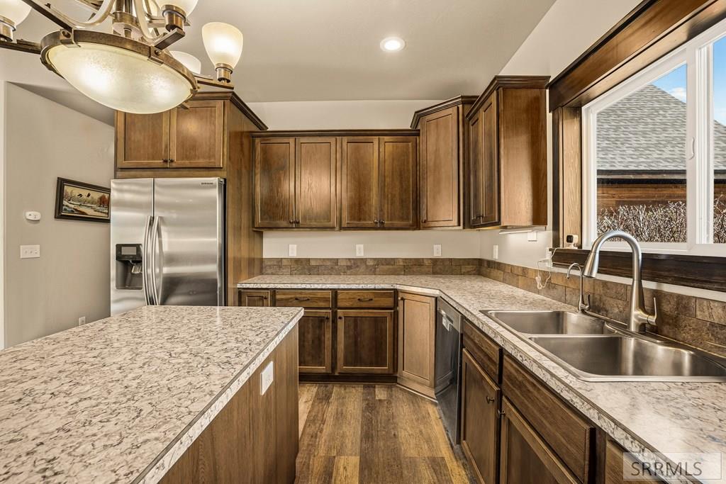1060 Elk Ridge Drive Property Photo 14