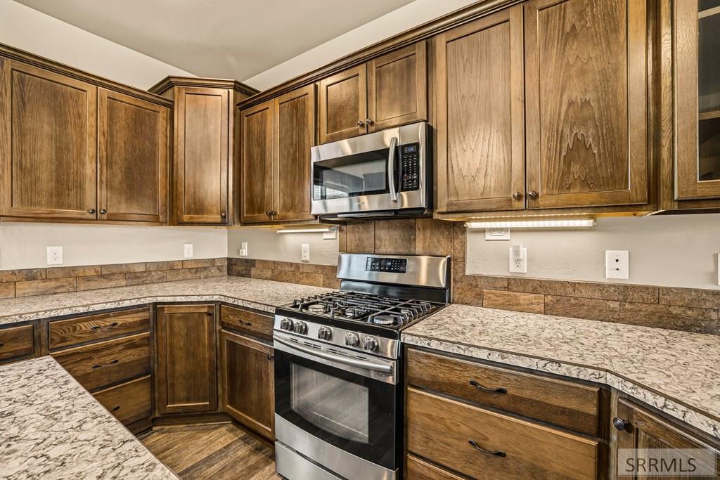 1060 Elk Ridge Drive Property Photo 16