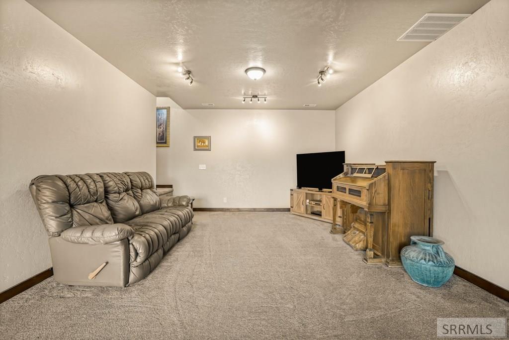 1060 Elk Ridge Drive Property Photo 31