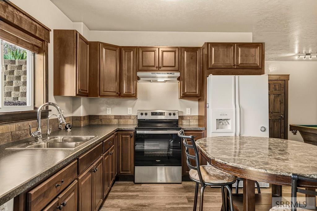 1060 Elk Ridge Drive Property Photo 35
