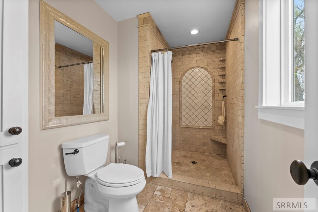 4572 E 75 N Property Photo 23