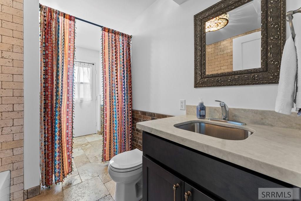 4572 E 75 N Property Photo 36