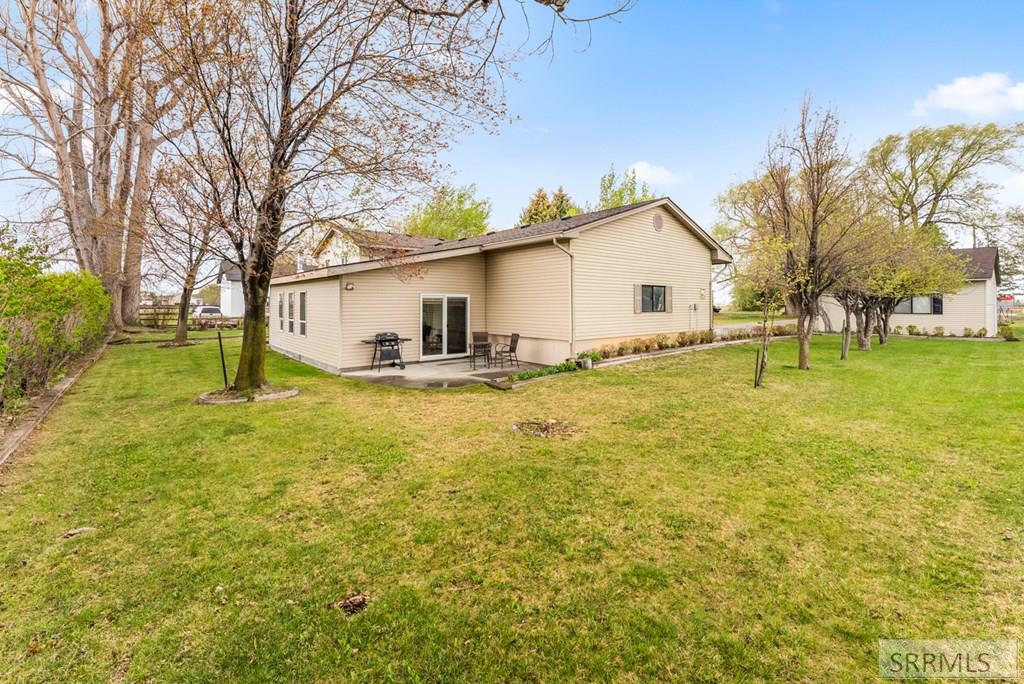 4572 E 75 N Property Photo 40