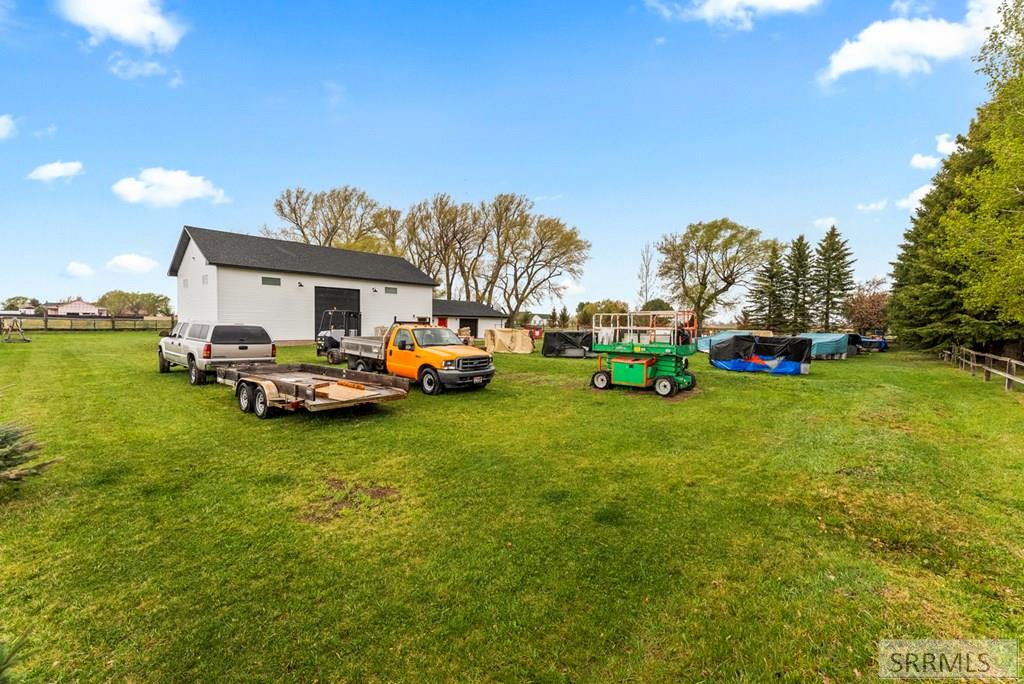 4572 E 75 N Property Photo 43