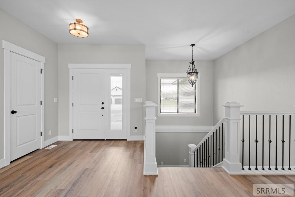4961 Nordic Way Property Photo 7