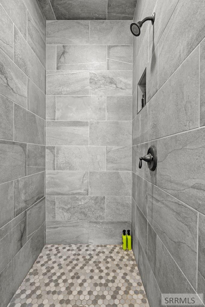 4961 Nordic Way Property Photo 19