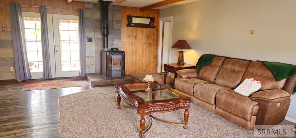 2185858 Property Photo 11