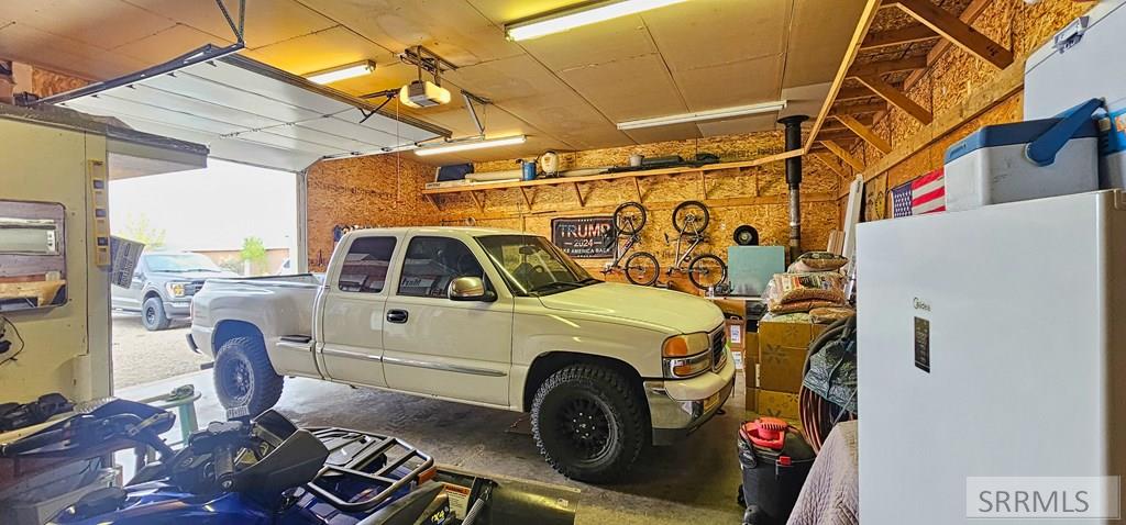 2185858 Property Photo 43