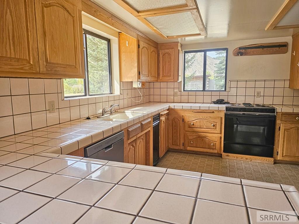 41 Turner Circle Property Photo 15