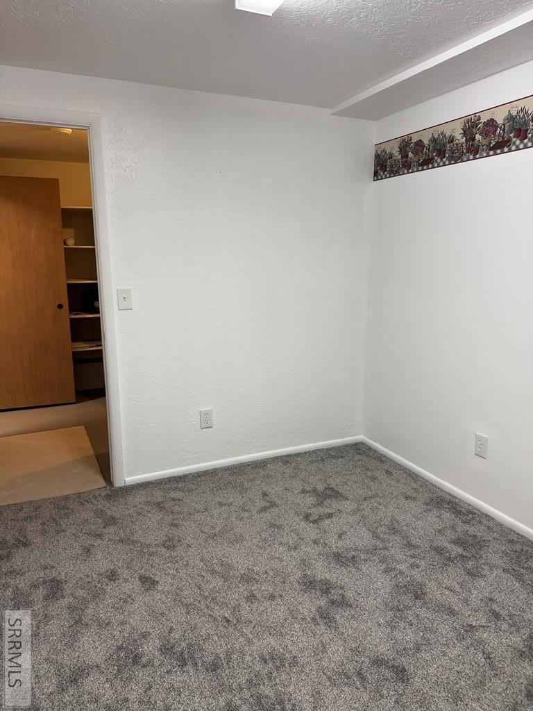 8224 N 5th W Property Photo 11