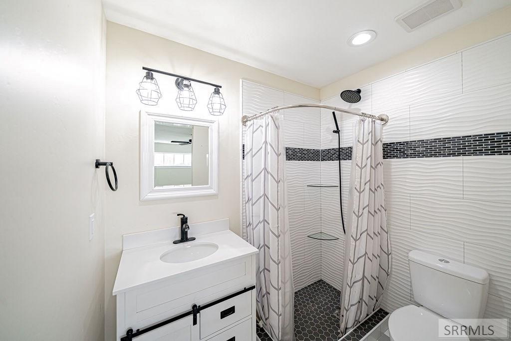 3710 E 337 N Property Photo 47